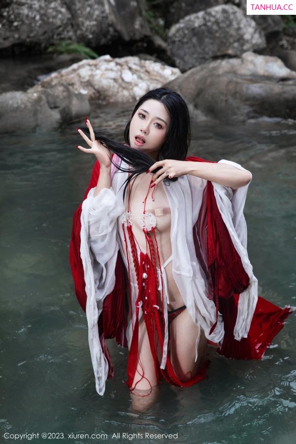   [XiuRen]高清写真图 2023.08.28 No.7295 严利娅Yuliya 妲己美臀第33张图片